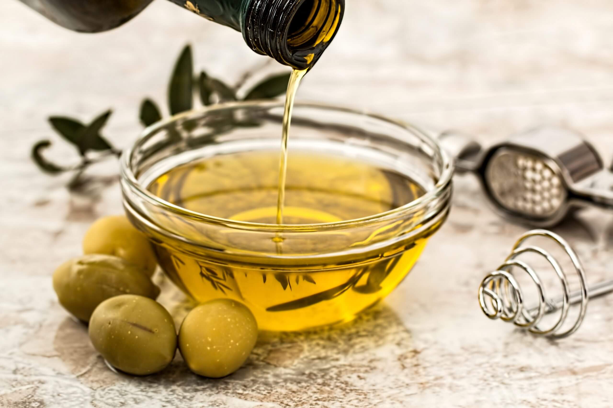 Huile d’olive monovariétale et huile d’olive d’assemblage